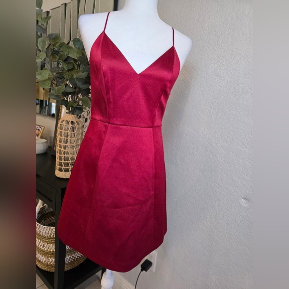 Express Red Halter Satin Mini Dress Size 4 - Picture 4 of 10
